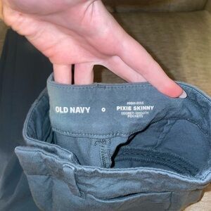 Old Navy High-Rise Pixie Skinny Pants